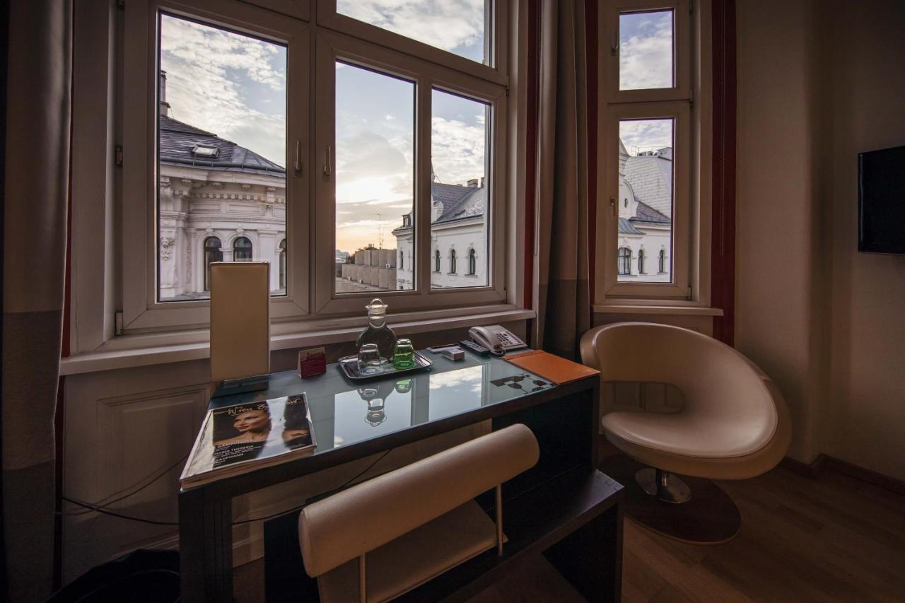 וינה Hotel Rathaus - Wein & Design מראה חיצוני תמונה